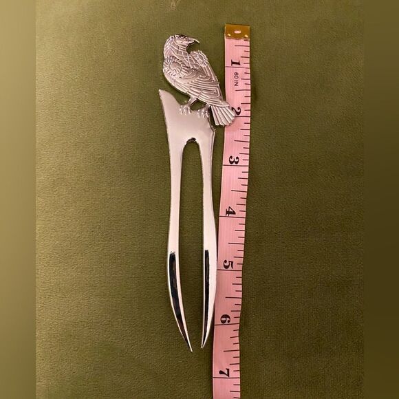 Goth Raven Silver Hair Pin, Sturdy, engraved detail, Hair Accessory - Picture 3 of 3